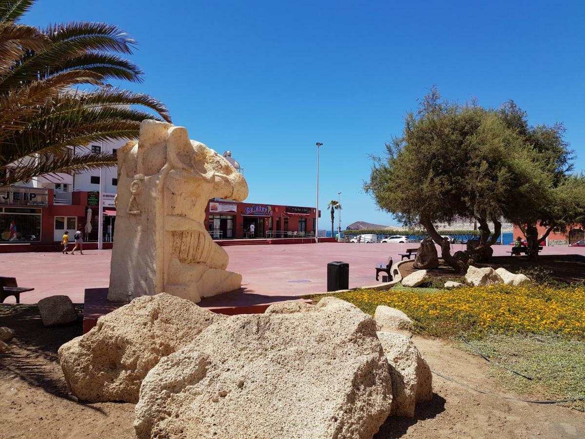 Alquilaencanarias El Medano Mirazul Plaza Roja Екстер'єр фото